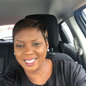 Meet your Posher, Sabrina